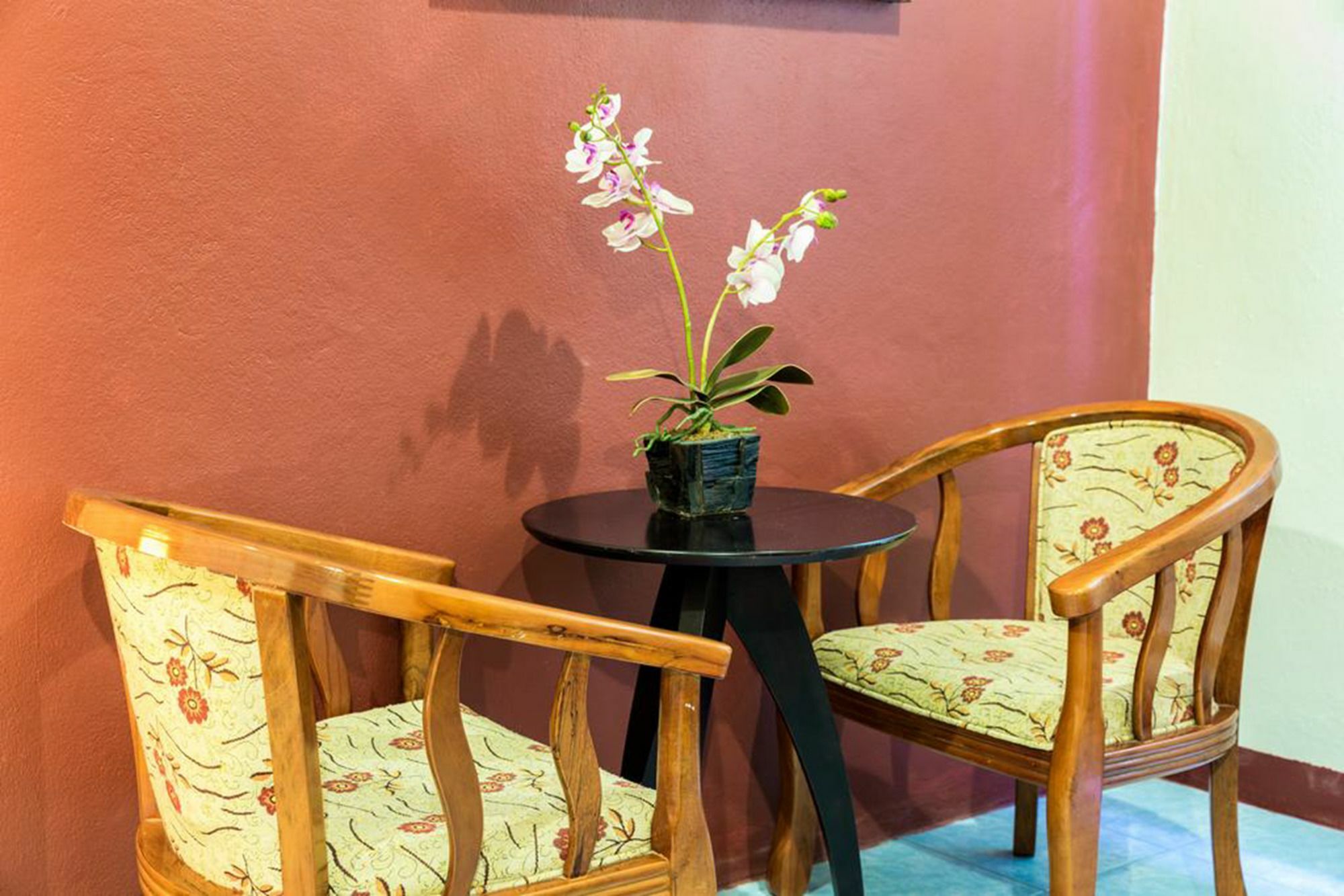 Rice Rooms And Restaurant Pantai Kata Bagian luar foto